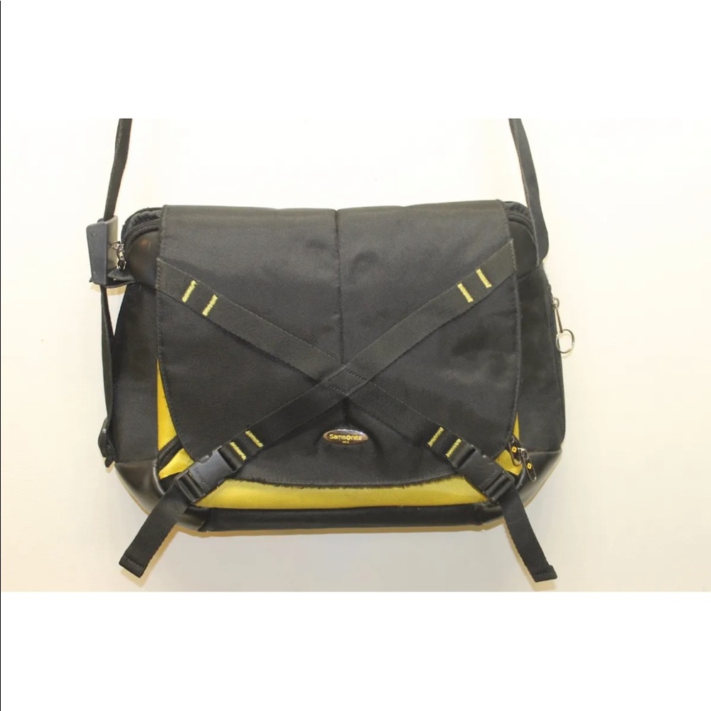Samsonite Laptop Bag Black Yellow Body Many Pockets Padded Zip Adjustable